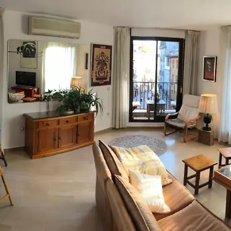 Loft Acogedor Con Terraza Y Parking En El Centro Apartment Huesca Exterior photo