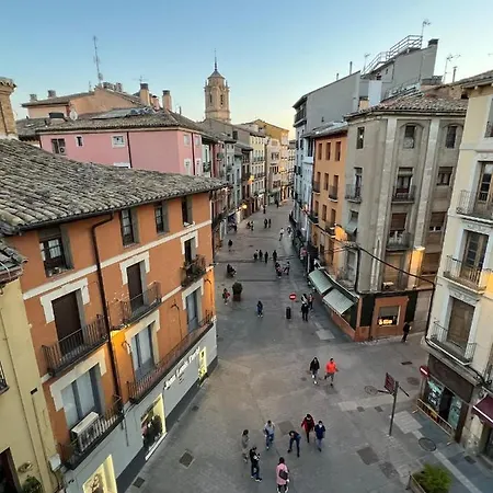 Loft Acogedor Con Terraza Y Parking En El Centro Apartment Huesca Exterior photo