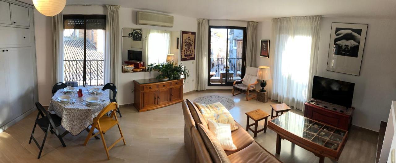 Apartment Loft Acogedor Con Terraza Y Parking En El Centro Huesca